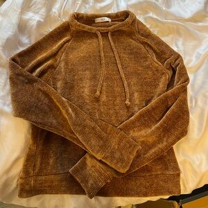 Mango MNG mustard soft sweater , cowl neck, new condition